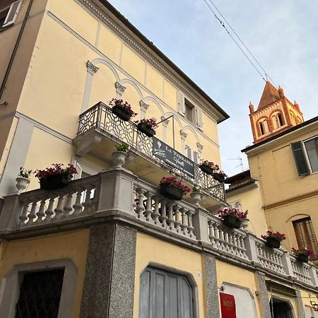 La Terrazza Vercelli Bed & Charme Bagian luar foto