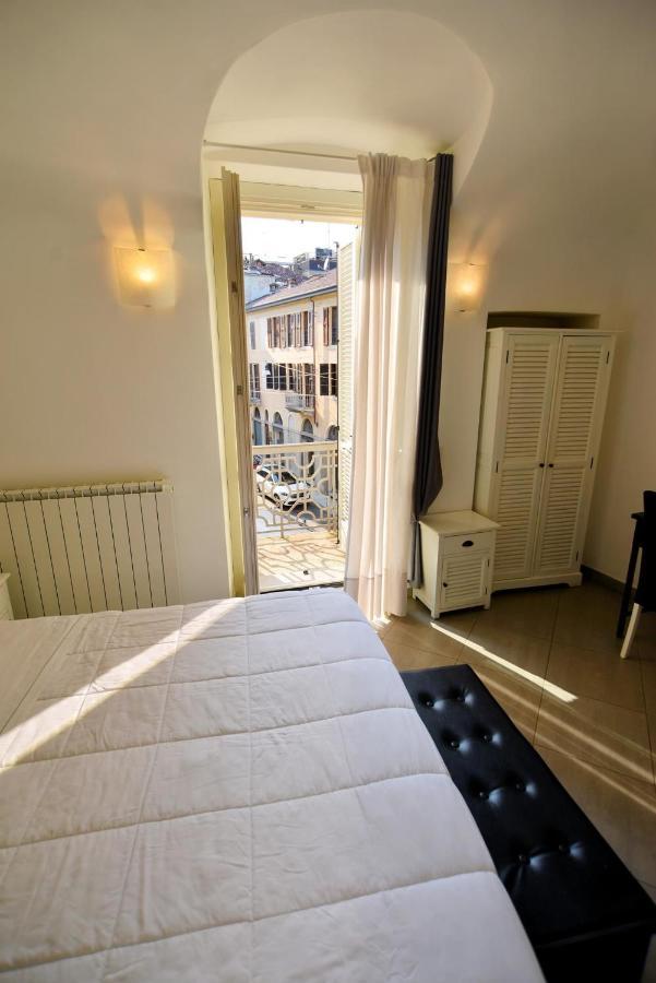 La Terrazza Vercelli Bed & Charme Bagian luar foto