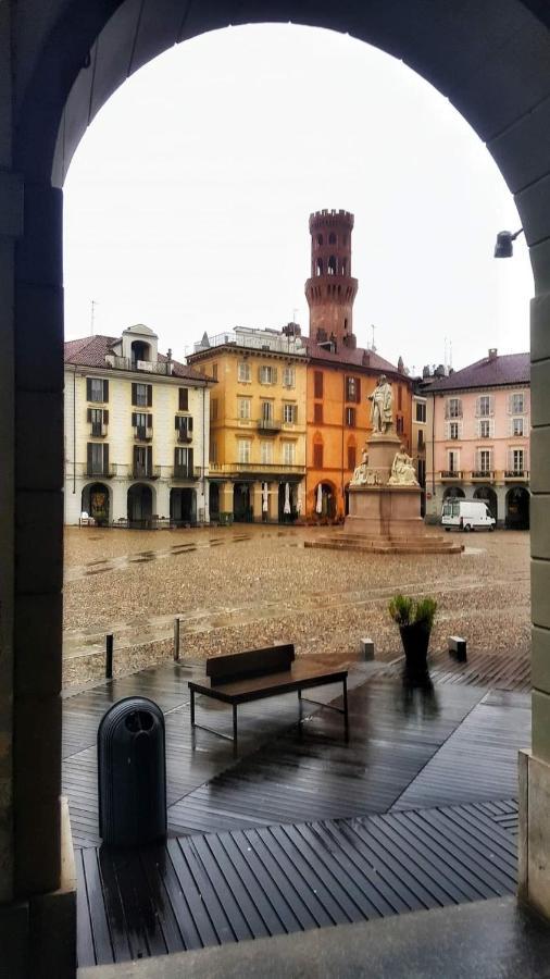 La Terrazza Vercelli Bed & Charme Bagian luar foto