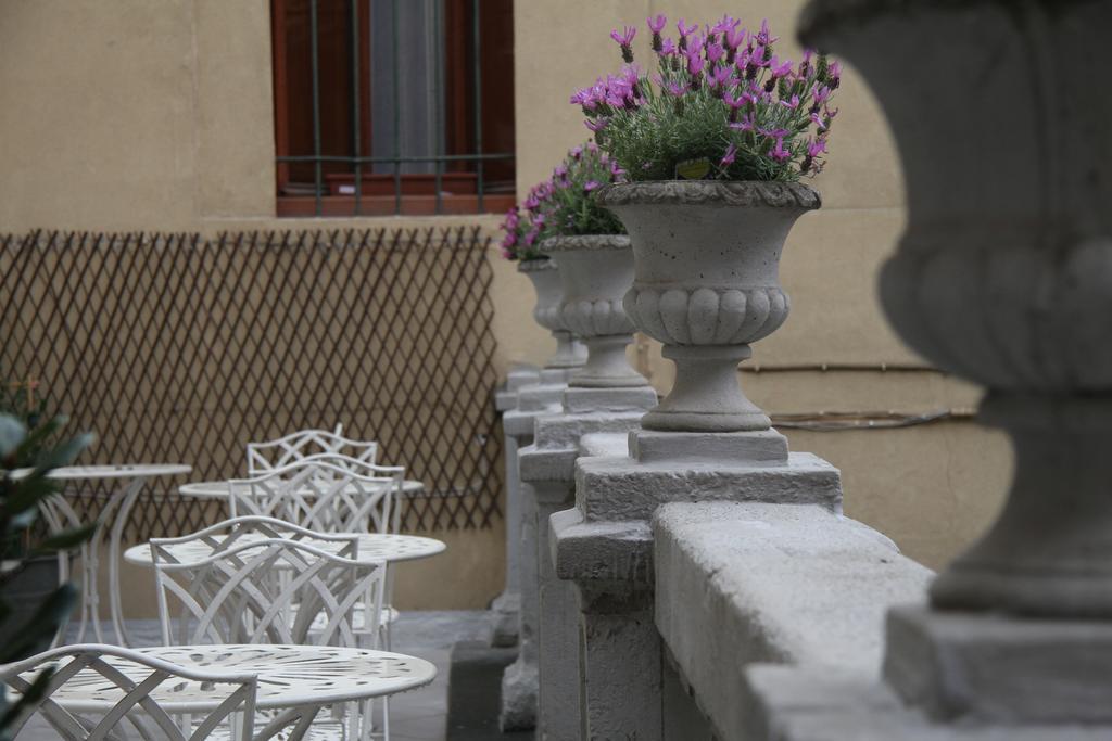 La Terrazza Vercelli Bed & Charme Bagian luar foto